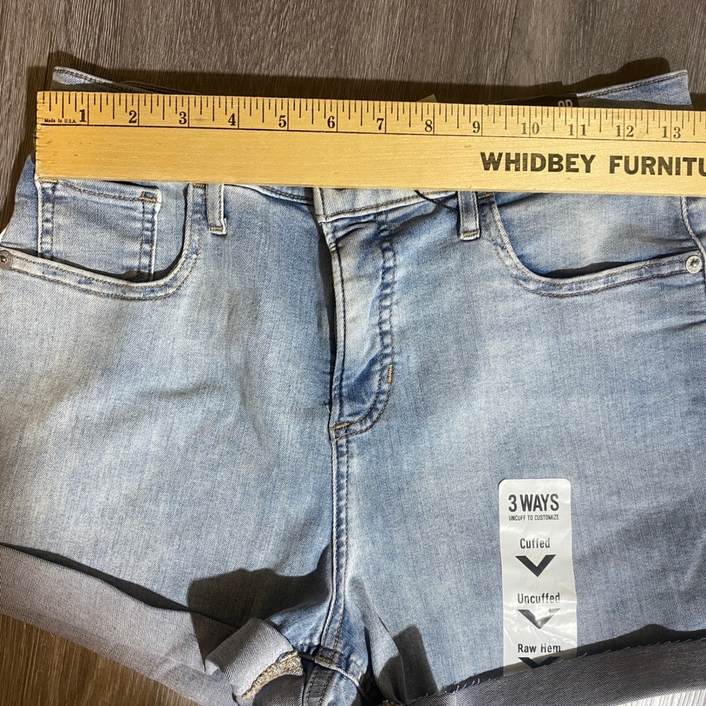 Express Shortie High Rise Denim Shorts Light Wash Hyper Stretch Size 8R New‎ - Picture 3 of 6
